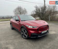Красный Форд Mustang Mach-E, объемом двигателя 0 л и пробегом 12 тыс. км за 28000 $, фото 1 на Automoto.ua