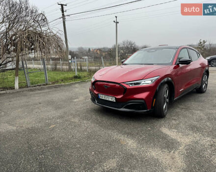 Красный Форд Mustang Mach-E, объемом двигателя 0 л и пробегом 12 тыс. км за 28000 $, фото 1 на Automoto.ua