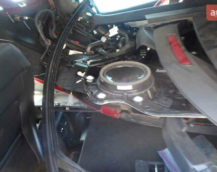 Красный Форд Mustang Mach-E, объемом двигателя 0 л и пробегом 27 тыс. км за 16000 $, фото 5 на Automoto.ua