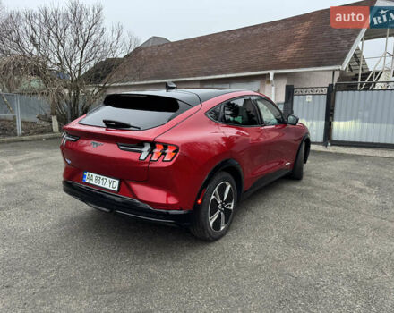 Красный Форд Mustang Mach-E, объемом двигателя 0 л и пробегом 12 тыс. км за 28000 $, фото 4 на Automoto.ua