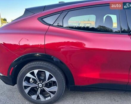 Красный Форд Mustang Mach-E, объемом двигателя 0 л и пробегом 10 тыс. км за 26500 $, фото 15 на Automoto.ua