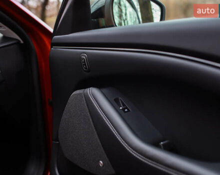 Красный Форд Mustang Mach-E, объемом двигателя 0 л и пробегом 7 тыс. км за 32000 $, фото 19 на Automoto.ua