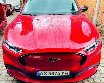 Красный Форд Mustang Mach-E, объемом двигателя 0 л и пробегом 27 тыс. км за 29500 $, фото 1 на Automoto.ua