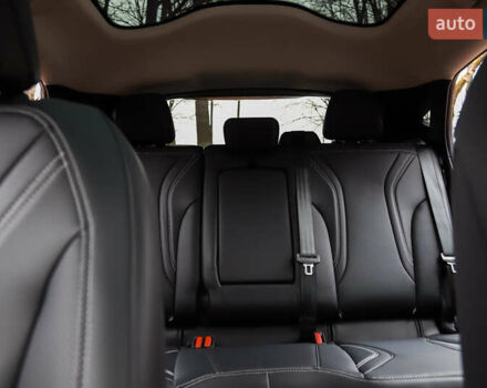 Красный Форд Mustang Mach-E, объемом двигателя 0 л и пробегом 7 тыс. км за 32000 $, фото 22 на Automoto.ua