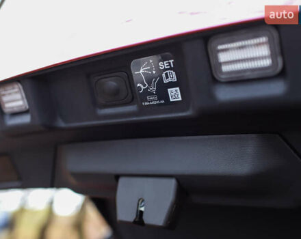 Красный Форд Mustang Mach-E, объемом двигателя 0 л и пробегом 7 тыс. км за 32000 $, фото 24 на Automoto.ua