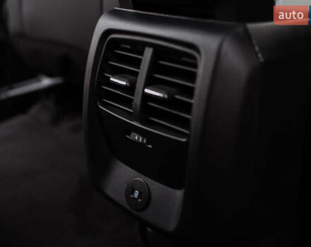 Красный Форд Mustang Mach-E, объемом двигателя 0 л и пробегом 7 тыс. км за 32000 $, фото 15 на Automoto.ua