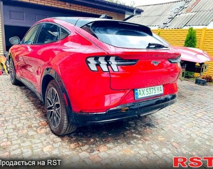 Красный Форд Mustang Mach-E, объемом двигателя 0 л и пробегом 27 тыс. км за 29500 $, фото 2 на Automoto.ua