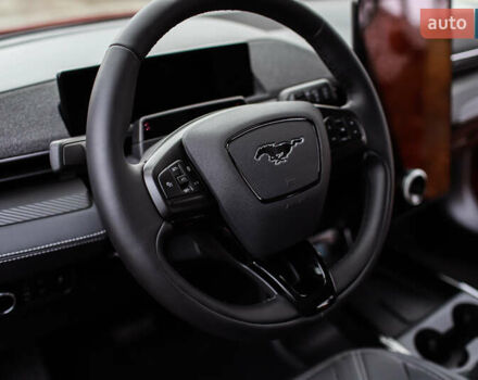 Красный Форд Mustang Mach-E, объемом двигателя 0 л и пробегом 7 тыс. км за 32000 $, фото 11 на Automoto.ua