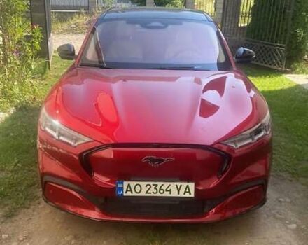 Красный Форд Mustang Mach-E, объемом двигателя 0 л и пробегом 77 тыс. км за 29950 $, фото 1 на Automoto.ua
