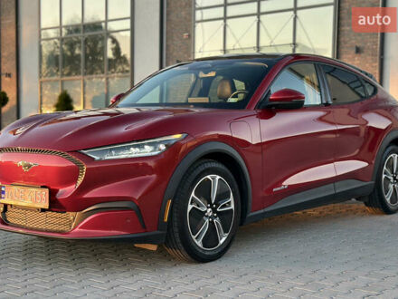 Форд Mustang Mach-E 2021 в Тернополе на Automoto.ua Красный Форд Mustang Mach-E, объемом двигателя 0 л и пробегом 98 тыс. км за 19950 $, фото 1 на Automoto.ua