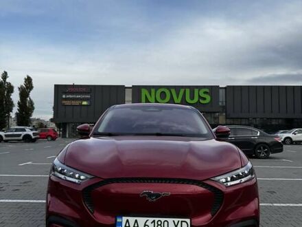 Красный Форд Mustang Mach-E, объемом двигателя 0 л и пробегом 73 тыс. км за 25500 $, фото 1 на Automoto.ua