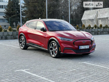 Форд Mustang Mach-E 2021 у Тернополі на Automoto.ua Червоний Форд Mustang Mach-E, об'ємом двигуна 0 л та пробігом 10 тис. км за 46999 $, фото 1 на Automoto.ua