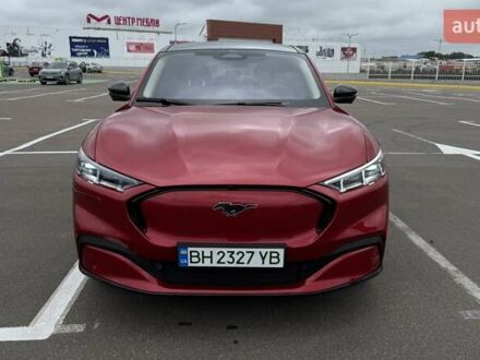 Форд Mustang Mach-E 2023 в Одессе на Automoto.ua Красный Форд Mustang Mach-E, объемом двигателя 0 л и пробегом 1 тыс. км за 31500 $, фото 1 на Automoto.ua