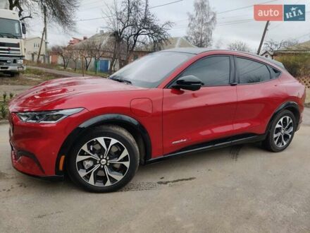 Красный Форд Mustang Mach-E, объемом двигателя 0 л и пробегом 6 тыс. км за 26999 $, фото 1 на Automoto.ua