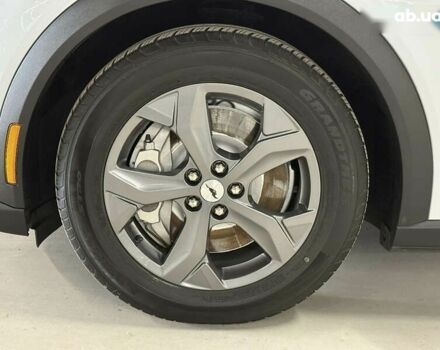 Форд Mustang Mach-E, об'ємом двигуна 0 л та пробігом 228 тис. км за 19900 $, фото 17 на Automoto.ua