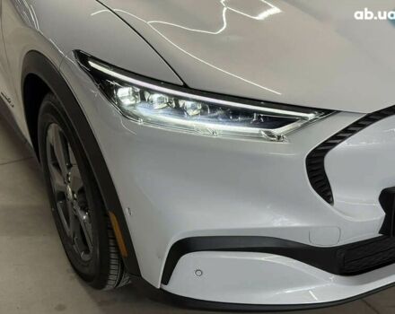 Форд Mustang Mach-E, об'ємом двигуна 0 л та пробігом 228 тис. км за 19900 $, фото 16 на Automoto.ua