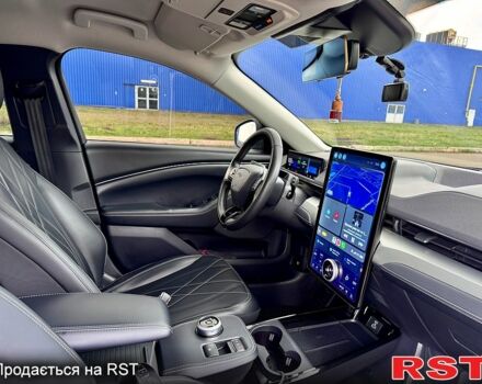 Форд Mustang Mach-E, объемом двигателя 0 л и пробегом 57 тыс. км за 27900 $, фото 11 на Automoto.ua