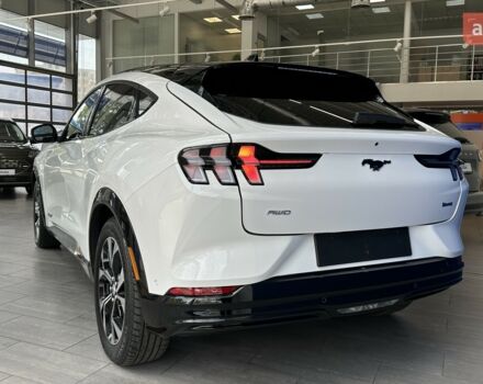 Форд Mustang Mach-E, объемом двигателя 0 л и пробегом 0 тыс. км за 55380 $, фото 3 на Automoto.ua
