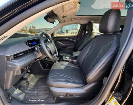 Форд Mustang Mach-E, об'ємом двигуна 0 л та пробігом 7 тис. км за 29500 $, фото 37 на Automoto.ua
