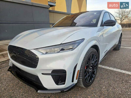 Форд Mustang Mach-E 2021 в Львове на Automoto.ua Форд Mustang Mach-E, объемом двигателя 0 л и пробегом 26 тыс. км за 57000 $, фото 1 на Automoto.ua