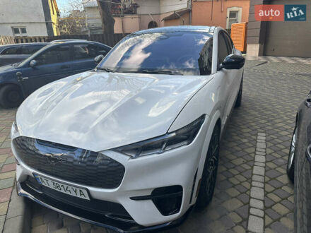 Форд Mustang Mach-E 2022 в Ивано-Франковске на Automoto.ua Форд Mustang Mach-E, объемом двигателя 0 л и пробегом 26 тыс. км за 36900 $, фото 1 на Automoto.ua