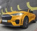 Желтый Форд Mustang Mach-E, объемом двигателя 0 л и пробегом 46 тыс. км за 34999 $, фото 33 на Automoto.ua