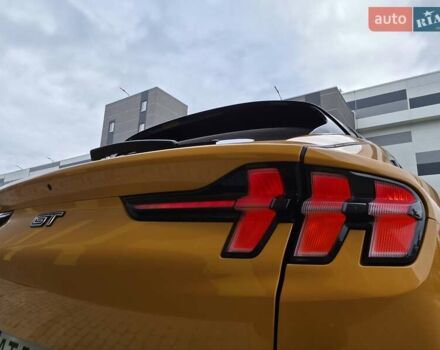 Желтый Форд Mustang Mach-E, объемом двигателя 0 л и пробегом 46 тыс. км за 34999 $, фото 27 на Automoto.ua