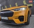 Желтый Форд Mustang Mach-E, объемом двигателя 0 л и пробегом 46 тыс. км за 34999 $, фото 25 на Automoto.ua
