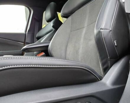 Жовтий Форд Mustang Mach-E, об'ємом двигуна 0 л та пробігом 46 тис. км за 35000 $, фото 17 на Automoto.ua