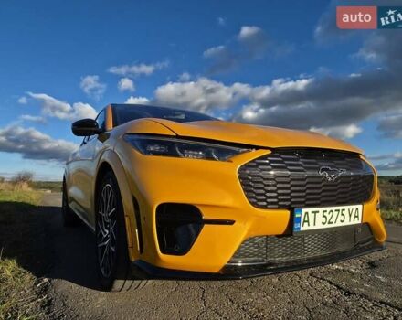 Желтый Форд Mustang Mach-E, объемом двигателя 0 л и пробегом 46 тыс. км за 34999 $, фото 11 на Automoto.ua