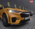 Желтый Форд Mustang Mach-E, объемом двигателя 0 л и пробегом 46 тыс. км за 34999 $, фото 30 на Automoto.ua