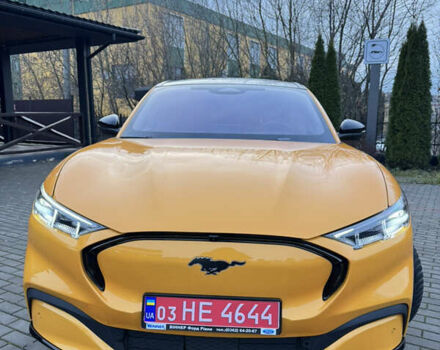 Жовтий Форд Mustang Mach-E, об'ємом двигуна 0 л та пробігом 27 тис. км за 33500 $, фото 2 на Automoto.ua