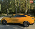 Желтый Форд Mustang Mach-E, объемом двигателя 0 л и пробегом 18 тыс. км за 49000 $, фото 6 на Automoto.ua