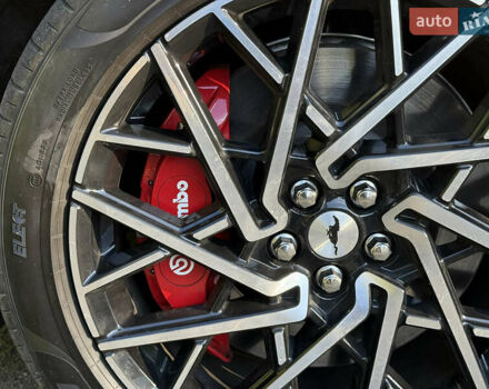 Желтый Форд Mustang Mach-E, объемом двигателя 0 л и пробегом 18 тыс. км за 49000 $, фото 2 на Automoto.ua