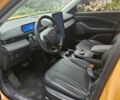 Желтый Форд Mustang Mach-E, объемом двигателя 0 л и пробегом 33 тыс. км за 27500 $, фото 10 на Automoto.ua