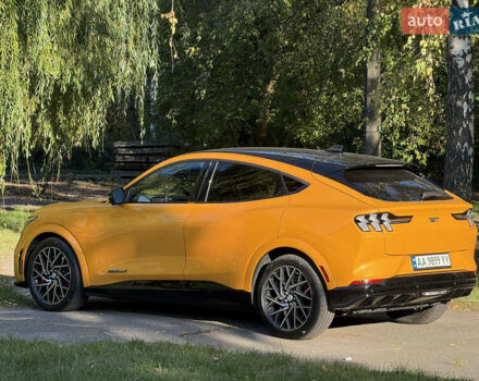 Желтый Форд Mustang Mach-E, объемом двигателя 0 л и пробегом 18 тыс. км за 49000 $, фото 15 на Automoto.ua