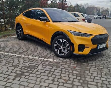 Жовтий Форд Mustang Mach-E, об'ємом двигуна 0 л та пробігом 9 тис. км за 27500 $, фото 8 на Automoto.ua