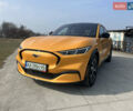 Жовтий Форд Mustang Mach-E, об'ємом двигуна 0 л та пробігом 2 тис. км за 42008 $, фото 10 на Automoto.ua