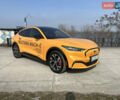 Жовтий Форд Mustang Mach-E, об'ємом двигуна 0 л та пробігом 2 тис. км за 42008 $, фото 8 на Automoto.ua