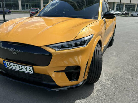 Жовтий Форд Mustang Mach-E, об'ємом двигуна 0 л та пробігом 22 тис. км за 46500 $, фото 1 на Automoto.ua