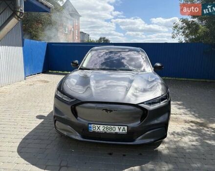 Сірий Форд Mustang Mach-E, об'ємом двигуна 0 л та пробігом 28 тис. км за 26500 $, фото 1 на Automoto.ua