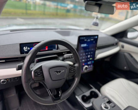 Серый Форд Mustang Mach-E, объемом двигателя 0 л и пробегом 73 тыс. км за 25000 $, фото 7 на Automoto.ua