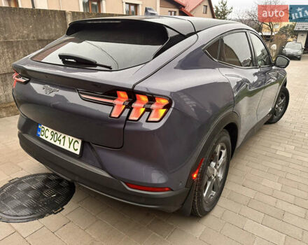 Сірий Форд Mustang Mach-E, об'ємом двигуна 0 л та пробігом 90 тис. км за 22500 $, фото 9 на Automoto.ua