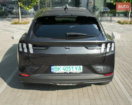 Серый Форд Mustang Mach-E, объемом двигателя 0 л и пробегом 46 тыс. км за 25500 $, фото 8 на Automoto.ua