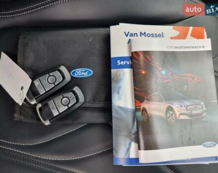 Серый Форд Mustang Mach-E, объемом двигателя 0 л и пробегом 175 тыс. км за 21900 $, фото 49 на Automoto.ua