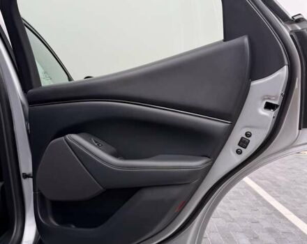 Сірий Форд Mustang Mach-E, об'ємом двигуна 0 л та пробігом 181 тис. км за 22600 $, фото 60 на Automoto.ua