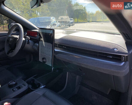 Серый Форд Mustang Mach-E, объемом двигателя 0 л и пробегом 35 тыс. км за 33900 $, фото 17 на Automoto.ua