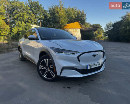 Серый Форд Mustang Mach-E, объемом двигателя 0 л и пробегом 45 тыс. км за 25200 $, фото 1 на Automoto.ua