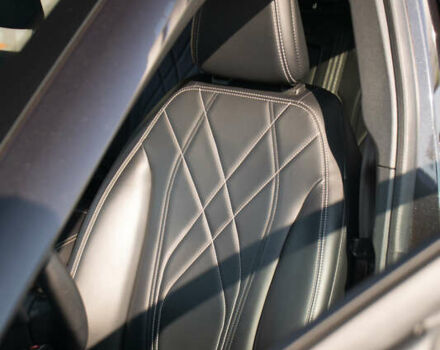 Серый Форд Mustang Mach-E, объемом двигателя 0 л и пробегом 46 тыс. км за 25500 $, фото 31 на Automoto.ua