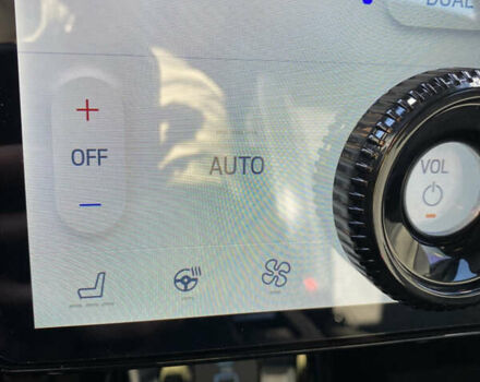 Серый Форд Mustang Mach-E, объемом двигателя 0 л и пробегом 35 тыс. км за 33900 $, фото 25 на Automoto.ua